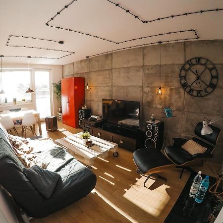 Loft Flat Apartment Пуцк Екстериор снимка